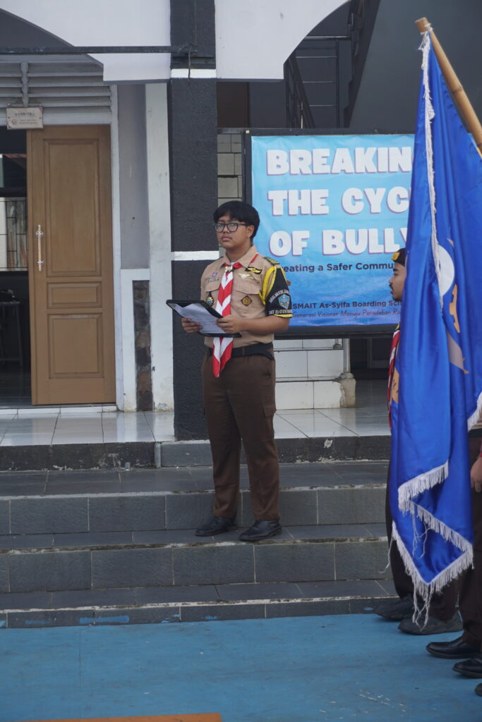 Ambalan K.H. Zaenal Mustafa Lantik 31 Pasukan Khusus Pramuka: Membangun Generasi Pemimpin 2 smait as-syifa boarding school | DSC09339