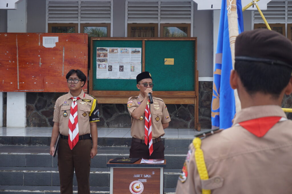 Ambalan K.H. Zaenal Mustafa Lantik 31 Pasukan Khusus Pramuka: Membangun Generasi Pemimpin 13 smait as-syifa boarding school | DSC09391