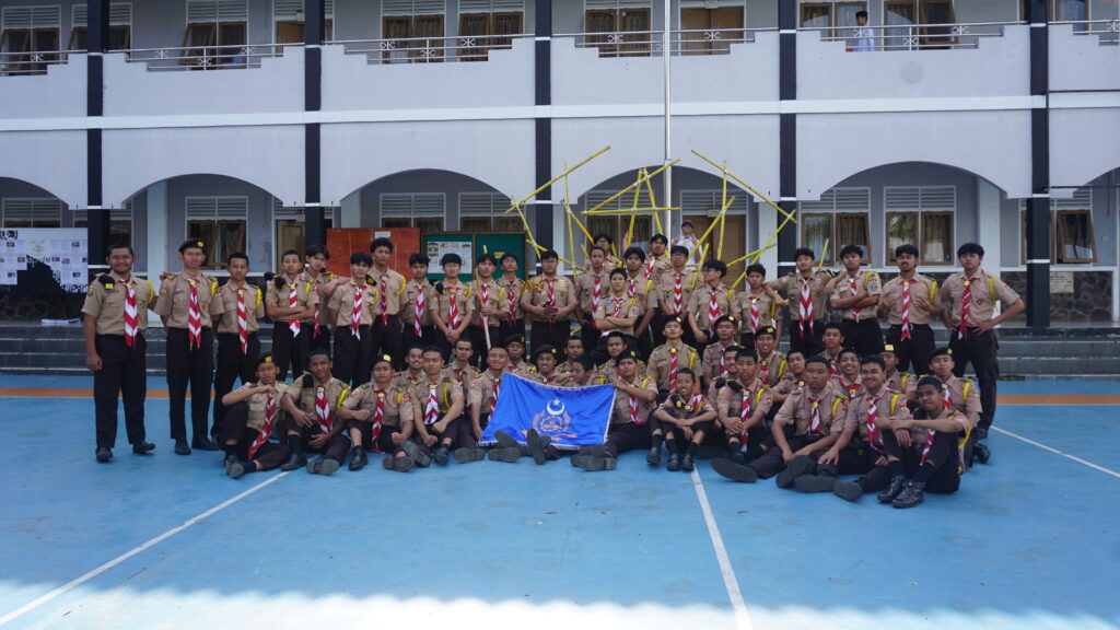 Ambalan K.H. Zaenal Mustafa Lantik 31 Pasukan Khusus Pramuka: Membangun Generasi Pemimpin 18 smait as-syifa boarding school | DSC09404