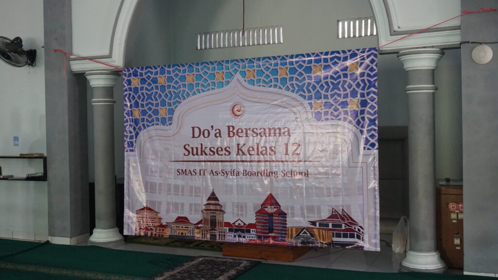 Memohon Keberkahan untuk Sukses TKA 2025, Angkatan Revorzen & Rediorza Lakukan Doa Bersama 2 smait as-syifa boarding school | DSC09408