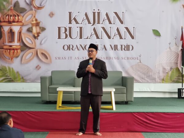 Mempererat Sinergi dan Spiritual, SMAS IT As-Syifa Gelar Kajian Bulanan Orang Tua