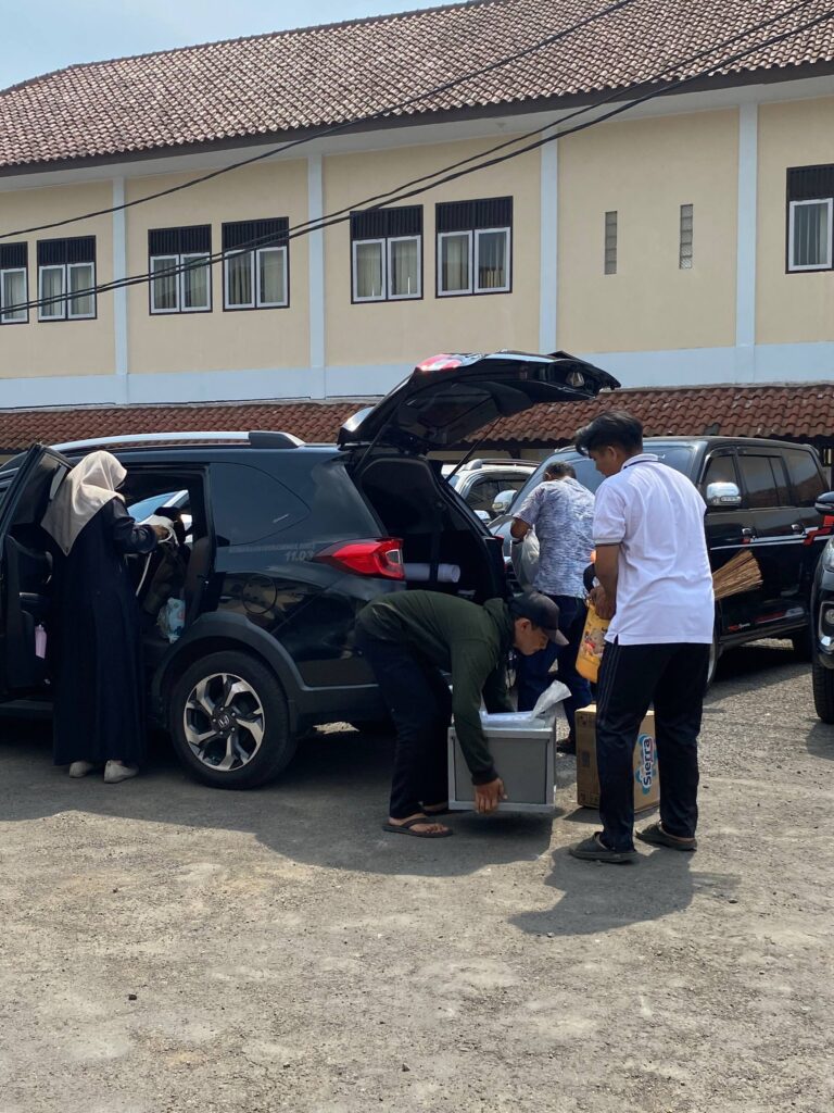 Antusiasme dan Harapan Baru: Kemeriahan Kedatangan Santri Baru SMAS IT As-Syifa Boarding School 2026 13 smait as-syifa boarding school | 13