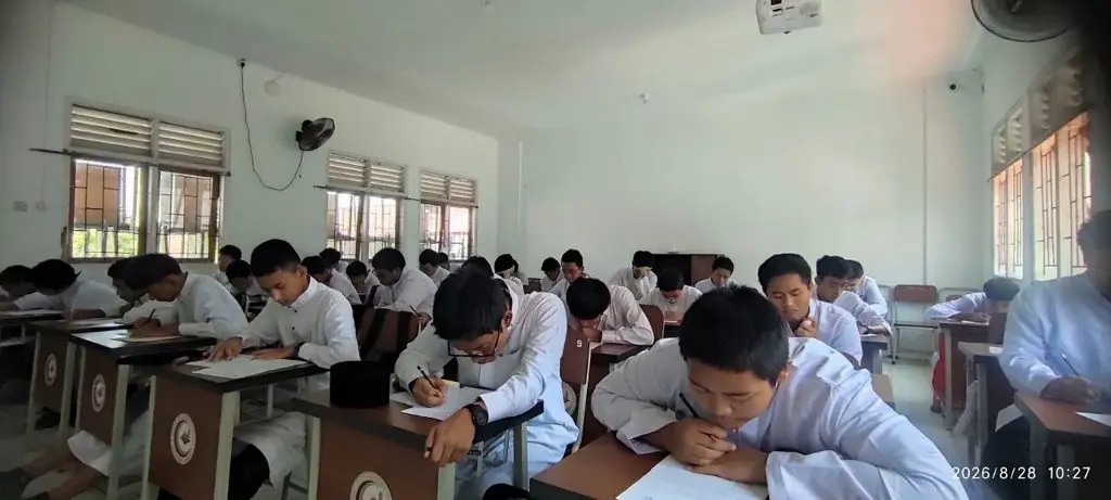 Pekan Ulangan Harian SMAIT As-Syifa: Mengukur Pemahaman Siswa melalui Paper Based Test dan Computer Based Test 8 smait as-syifa boarding school | Asesmen Sumatif Lingkup Materi 11