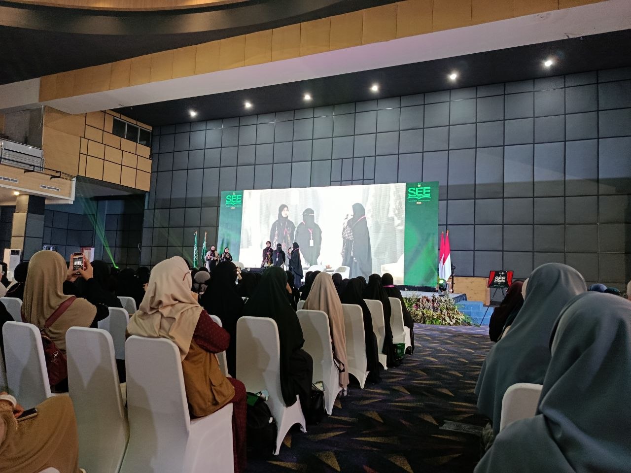 Siswa SMAIT As-Syifa Boarding School Ikuti Saudi Education Expo (SEE) 2026 di Jakarta 1 Siswa Putra dan Putri SMAIT As-Syifa Boarding School mengikuti Saudi Education Expo (SEE) 2026 di SMESCO Indonesia Jakarta pada 31 Juli 2026.