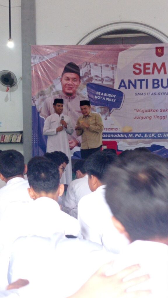 Seminar Antibullying dan Pemetaan Karier Kelas X Putra SMA IT As-Syifa Boarding School 2 smait as-syifa boarding school | Seminar Anti Bullying 2
