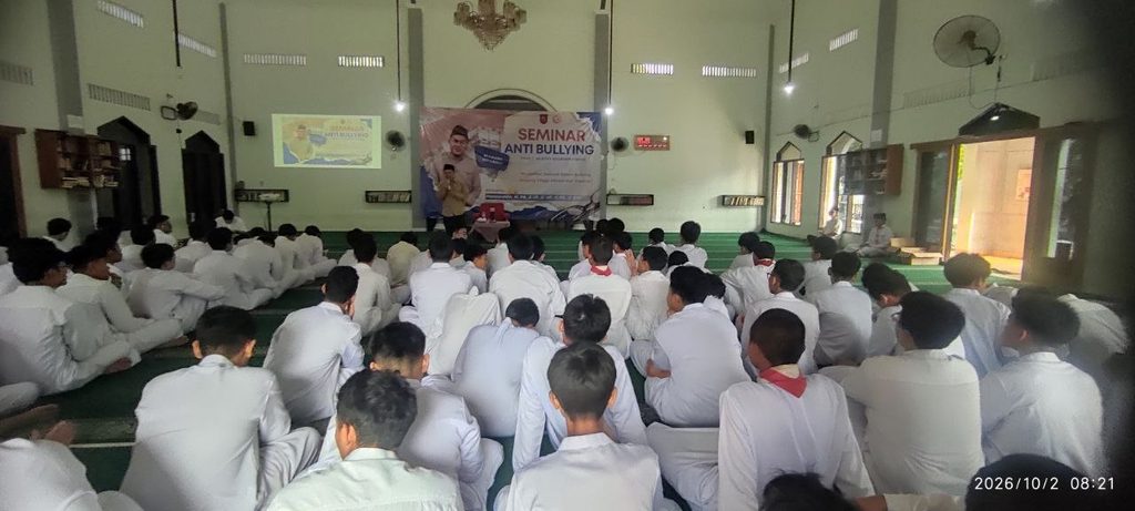 Seminar Antibullying dan Pemetaan Karier Kelas X Putra SMA IT As-Syifa Boarding School 5 smait as-syifa boarding school | Seminar Anti Bullying 3