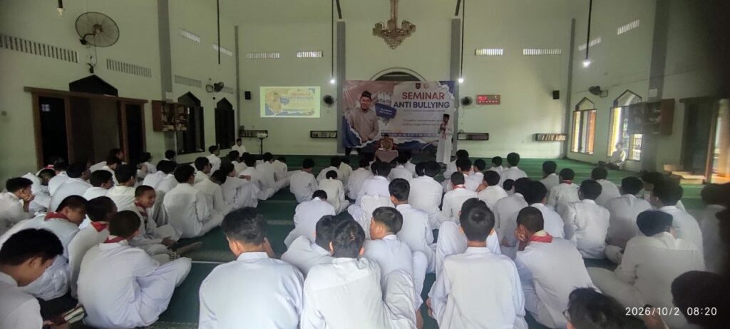 Seminar Antibullying dan Pemetaan Karier Kelas X Putra SMA IT As-Syifa Boarding School 4 smait as-syifa boarding school | Seminar Anti Bullying 4