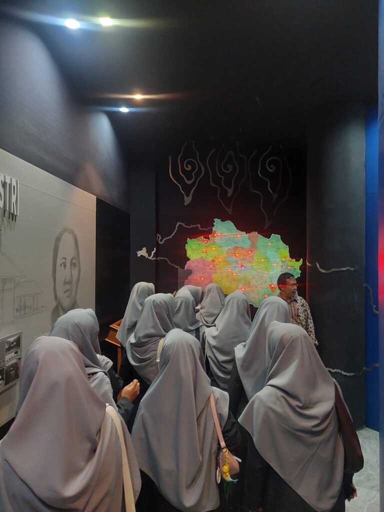 smait as-syifa boarding school | Wisata Literasi 11