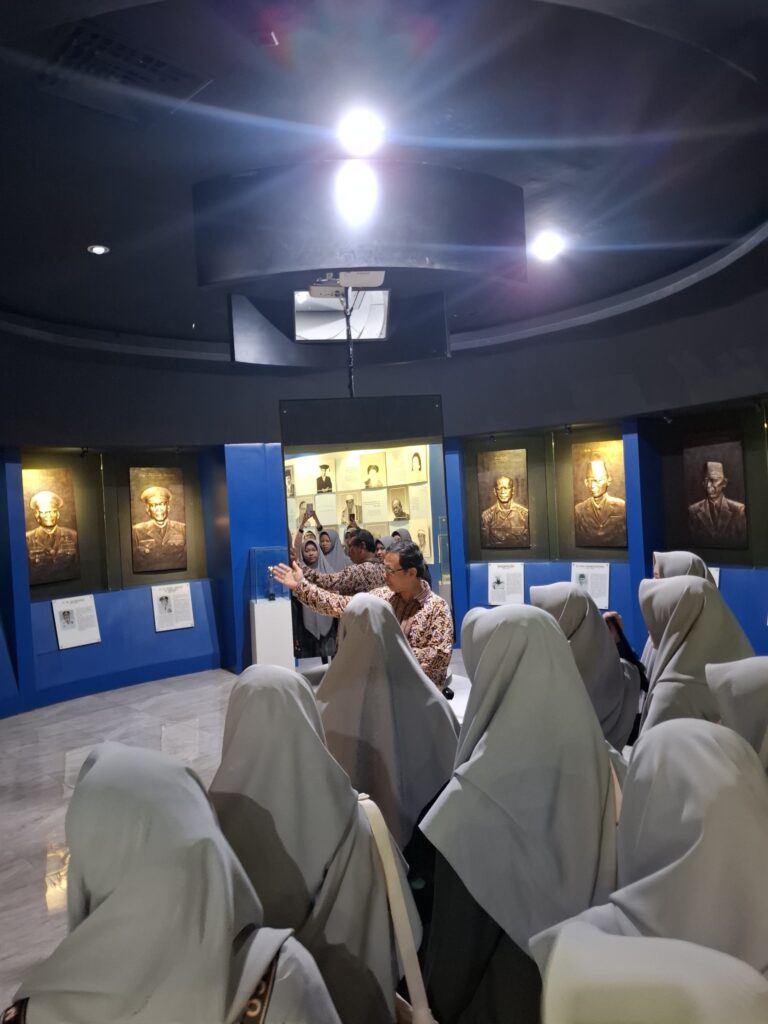 smait as-syifa boarding school | Wisata Literasi 8